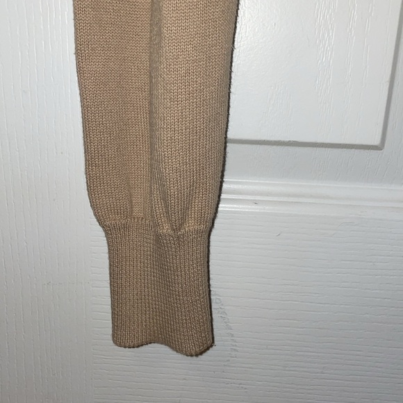 BEIGE CROPPED CARDIGAN SWEATER - Picture 4 of 6